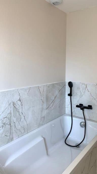 Villa Chic 3 Chambres ,2 Sdb Chatellerault Ngoại thất bức ảnh