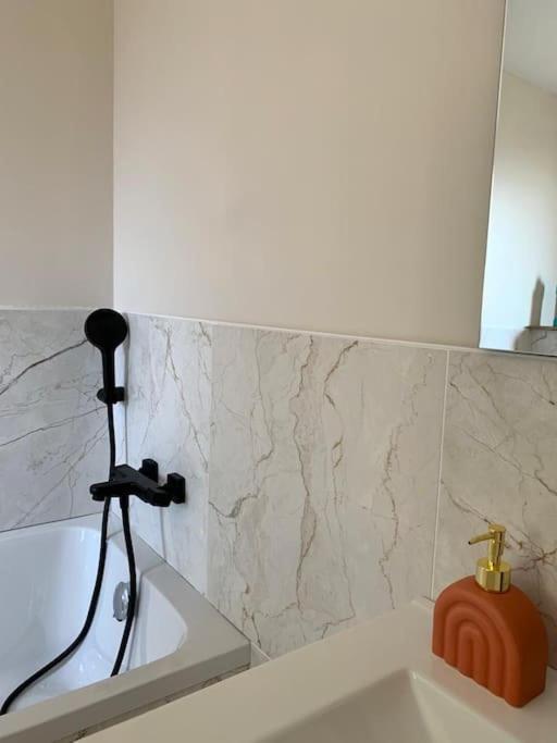Villa Chic 3 Chambres ,2 Sdb Chatellerault Ngoại thất bức ảnh